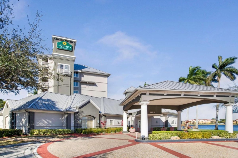 La Quinta Inn & Suites by Wyndham Fort Lauderdale Airport Image 26